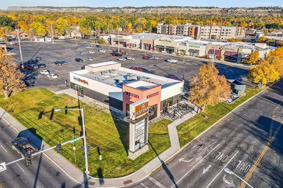 Retail property valued by Rove Valuations